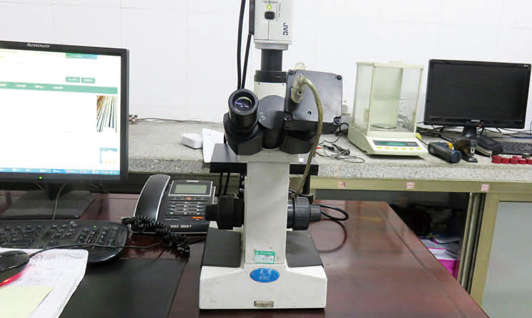 金相显微镜 Metallographic Microscope